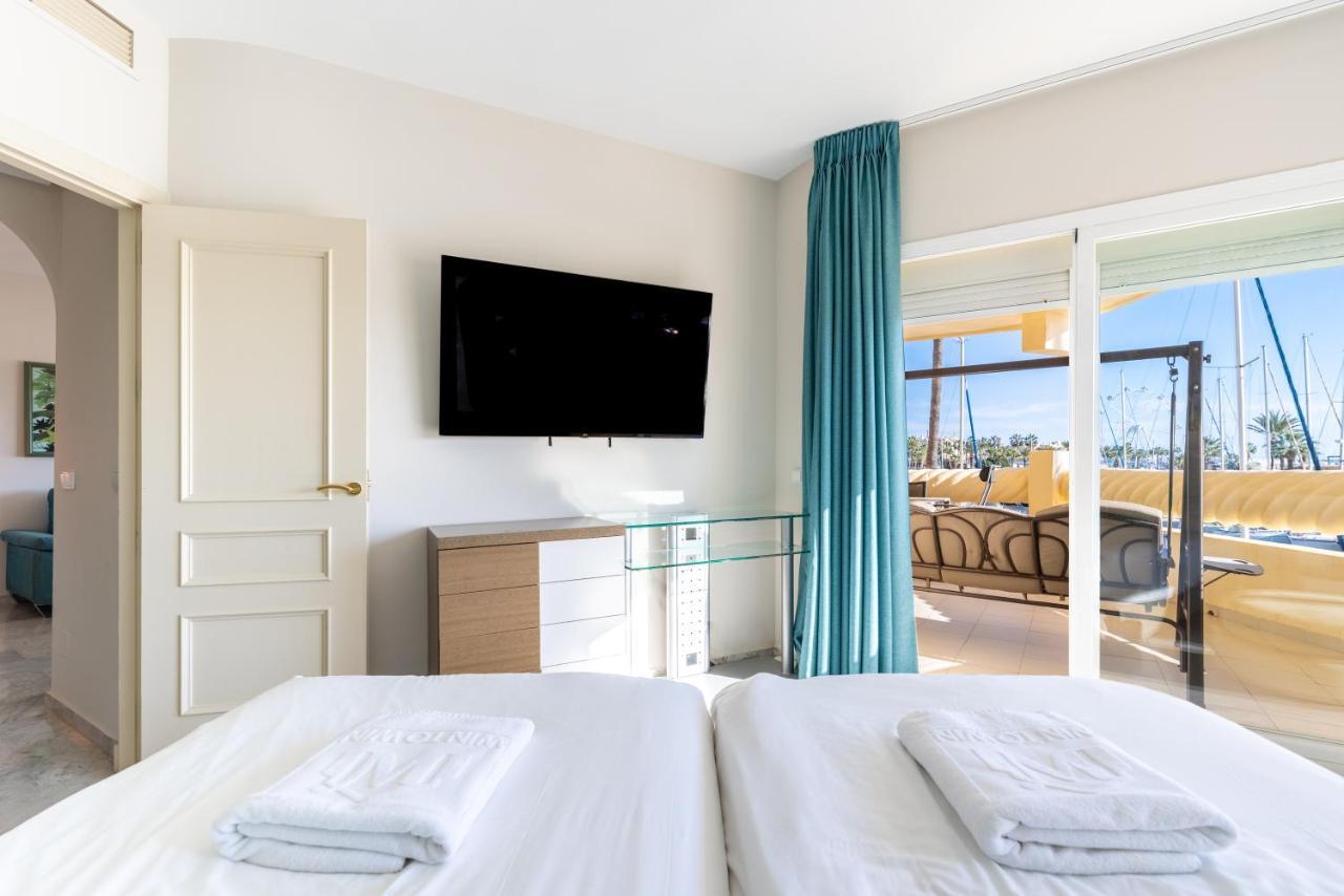 Wintowinrentals Luxury And Sea View Inside Puerto Marina Benalmadena Ngoại thất bức ảnh